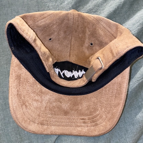 “ANNOYED” baseball cap - Picture 4 of 5
